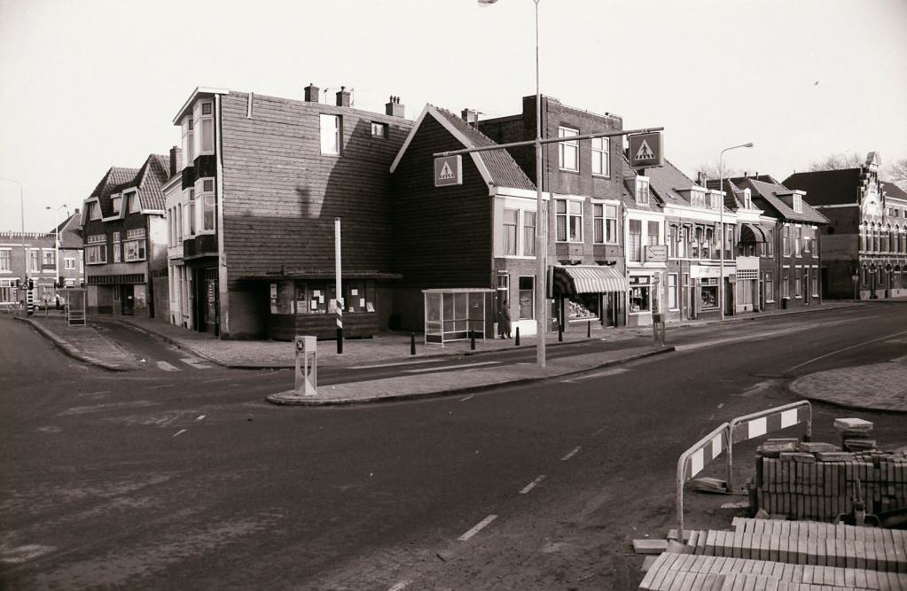 1979 Korevaarstraat-hoek Levendaal.jpg